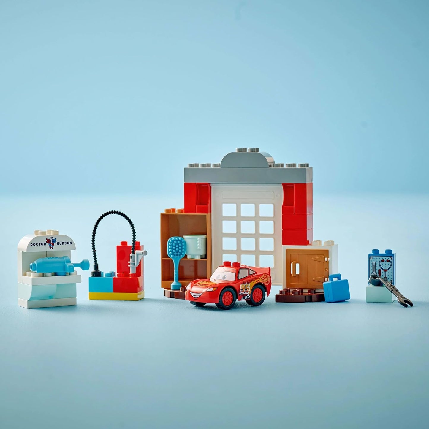 LEGO DUPLO │McQueen’s Bezoek aan Docs Garage